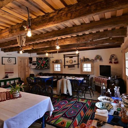Iz de Maramures Surdesti  Exterior foto