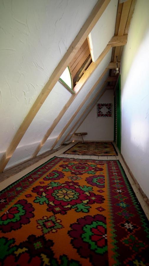 Iz de Maramures Surdesti  Exterior foto