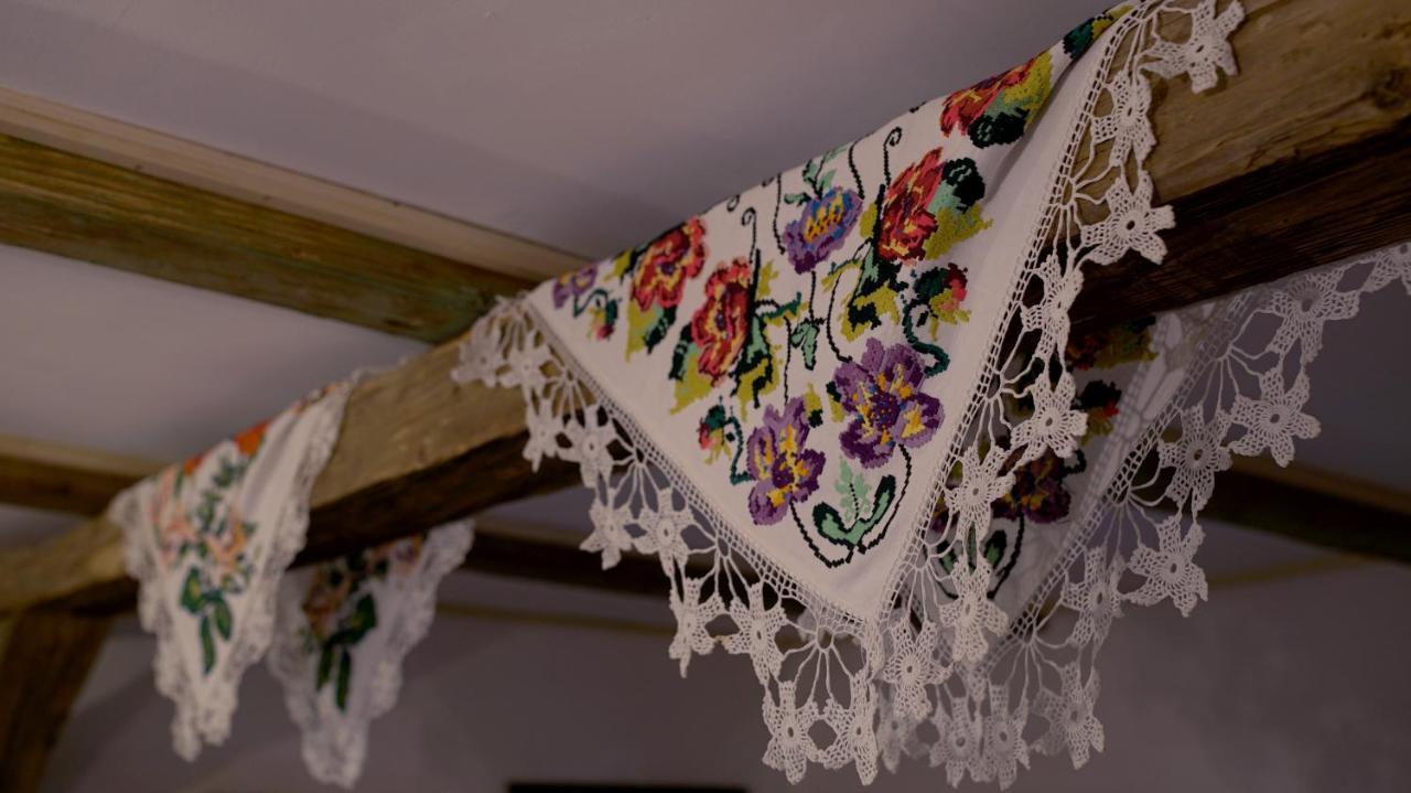 Iz de Maramures Surdesti  Exterior foto