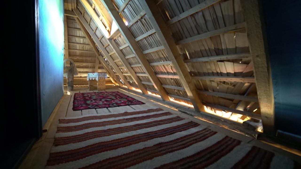 Iz de Maramures Surdesti  Exterior foto